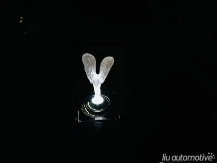 롤스로이스 컬리넌 크리스탈 LED 여신상 + 일루미네이션 그릴.