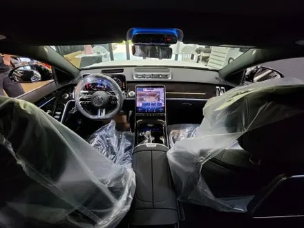 벤츠 W223 S클래스 피아노트림 + 액티브엠비언트 + 부메스터.