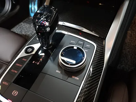 BMW i4 실내 카본 인테리어 + 리츠 광각미러 + 크리스탈 기어노브 세트.