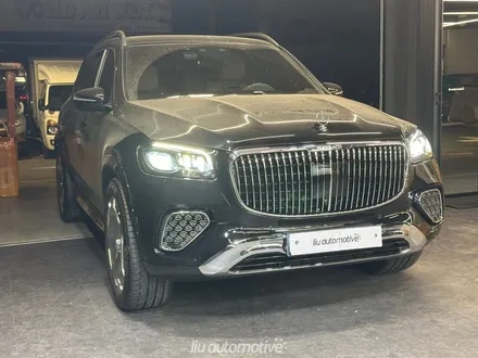 벤츠 GLS 마이바흐 풀컨버전, 실외부터 실내 인테리어까지 전부 완료 하였습니다. 휠타이어 불판휠, 테일램프 후기형 교체 및 계기판 코딩까지. / 서울 서초