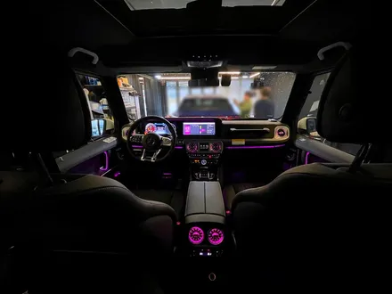 벤츠 G63 AMG 엠비언트 터빈 송풍구 세트. 후석까지 완벽한 엠비언트 송풍구.