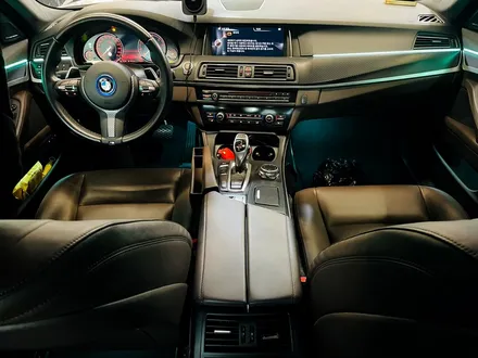 BMW F10 5시리즈 리츠 스마트 엠비언트 2세대. 업그레이드 된 2세대 엠비언트.
