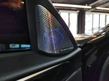 BMW G22 4시리즈 쿠페 회오리 트위터 + 도어 미드레인지 + 크리스탈 기어봉 교체 시공 패키지.