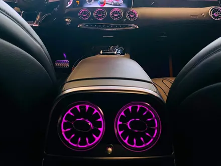 벤츠 S63 AMG 쿠페 송풍구 엠비언트 패키지. 엠비언트 송풍구로 인테리어 드레스업.