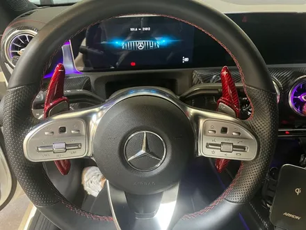 벤츠 C118 CLA 엠비언트 AMG 패키지. 미드레인지 스피커 + AMG 바 엠비언트 + AMG 핸들커버.