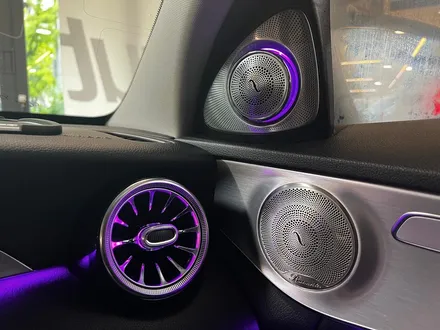 벤츠 W205 C클래스 인테리어 엠비언트 풀세트. 송풍구 + AMG바 + 리츠스마트엠비언트.