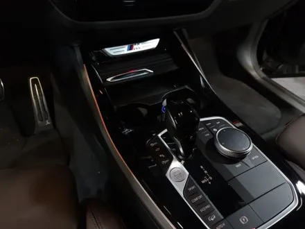 BMW X3 교체식 스포일러 + 기어패널 엠비언트 G01.