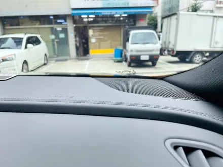 아우디 Q8 업다운 전동 트위터 설치. 화려한 퍼포먼스 업다운 트위터.