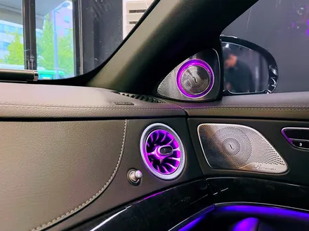 벤츠 W222 S클래스 S350d 송풍구 트위터 엠비언트 세트. 두 가지 엠비언트로 실내 인테리어 연출하기.