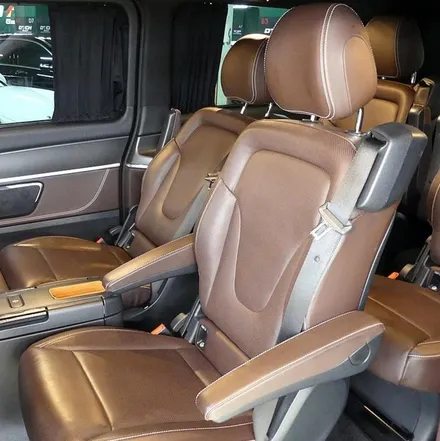 벤츠 W447 V클래스 V250d V300d 매트릭스 순정 항공시트. 편안함은 기본, 똑똑한 기능까지.