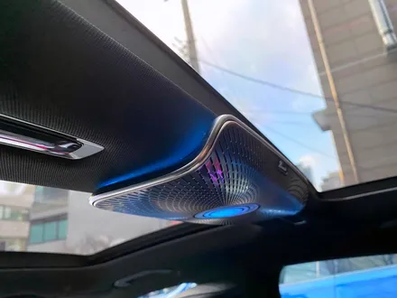 벤츠 W223 S클래스 천장 부메스터 + 액티브엠비언트. 천장 부메스터의 매력.
