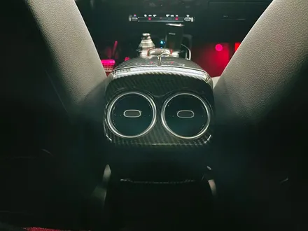 벤츠 A45 AMG 루프스킨 + 인테리어 튜닝 패키지. 부메스터 + AMG 핸들 + AMG 대쉬보드 패널 + 후석 송풍구.