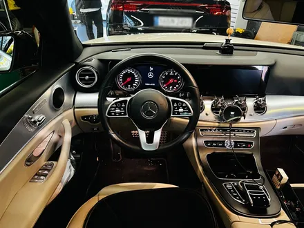 벤츠 W213 E250 E클래스 엠비언트 풀패키지. 송풍구 엠비언트 + 전동 트위터 세트.