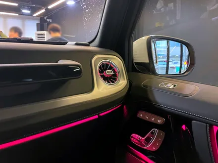 벤츠 G63 AMG 엠비언트 터빈 송풍구 세트. 후석까지 완벽한 엠비언트 송풍구.