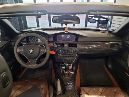 BMW E93 M3 리츠 스마트 엠비언트. 변화가 필요한 차에 필수 시공.