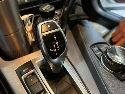 BMW F06 6시리즈 크리스탈 기어봉 교체 작업.