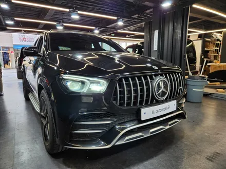 벤츠 GLE GLS 냉온 컵홀더 순정부품 시공.