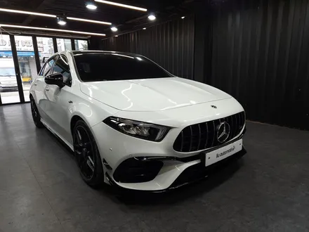 벤츠 A45 AMG 디퓨저 립 + 블랙팩 엠블럼 교체.