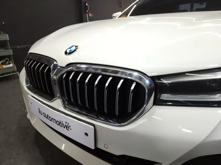 BMW G30 LCI 5시리즈 아이코닉글로우 프론트 그릴
