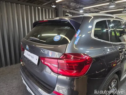 BMW X3 신형타입 테일램프 교체.