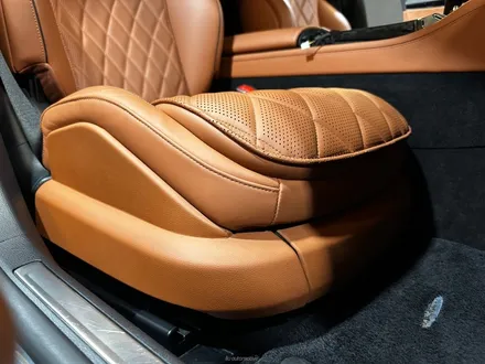 벤츠 W223 S클래스 S350d 숏바디 피아노트림 + 시트보호 커스텀.