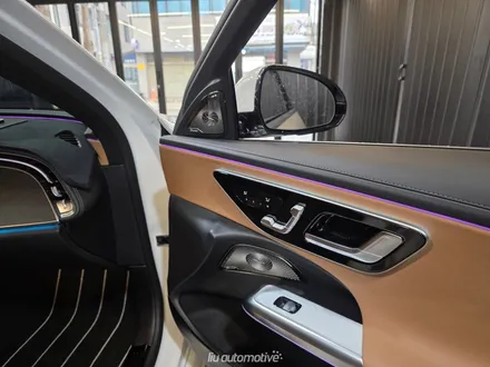 벤츠 2026 E200 E클래스 부메스터 + 미드레인지 엠비언트 패키지 W214.