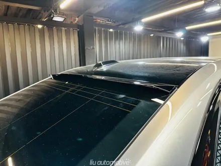 BMW G70 7시리즈 블랙 퍼포먼스 바디킷 + 스카이라운지 엠비언트 패키지. / 서울 서초