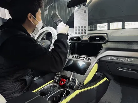람보르기니 우루스 신차검수 + 가죽코팅 + 생활보호 PPF. 신차에 필요한 모든 시공!