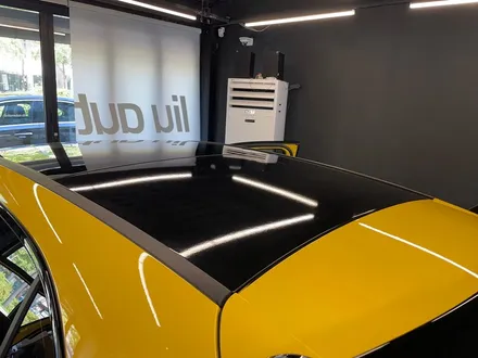 벤츠 A45 AMG 루프스킨 + 인테리어 튜닝 패키지. 부메스터 + AMG 핸들 + AMG 대쉬보드 패널 + 후석 송풍구.
