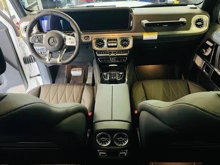 벤츠 G63 AMG 엠비언트 터빈 송풍구 세트. 후석까지 완벽한 엠비언트 송풍구.