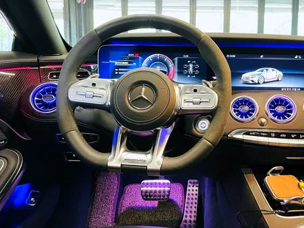 벤츠 S65 AMG 쿠페 송풍구 엠비언트. 전후석 송풍구 모두에 엠비언트 더하기.