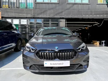 BMW F44 2시리즈 키드니 그릴. 블랙 키드니그릴 교체 후 모습 확인하세요.