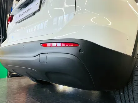 벤츠 GLB200d 45AMG 타입 디퓨저 세트. AMG 리어 디퓨저로 완성되는 뒷모습.