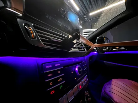 벤츠 W218 CLS 엠비언트 인테리어. 이제는 기본이 된 엠비언트 시공.