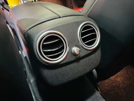 벤츠 W205 C63 AMG 송풍구 엠비언트 시공.