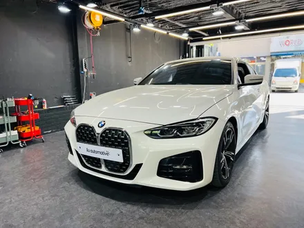 BMW G22 4시리즈 쿠페 블랙팩 그릴 교체.