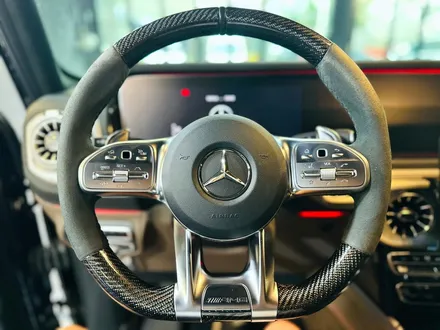 벤츠 지바겐 G63 AMG 핸들 OLED 버튼 설치 작업 순정 부품.
