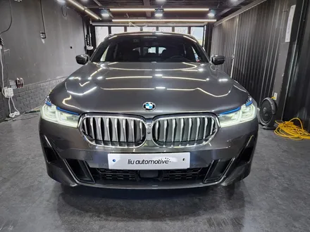 BMW 6GT 블랙팩 크롬죽이기 그릴 + 머플러 + 윈도우트림 + 엠블럼.