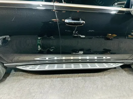 벤츠 GLE 53AMG 전동 사이드스텝.