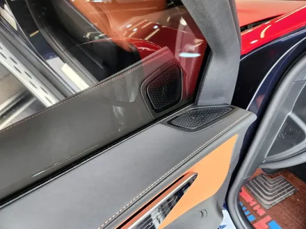 벤츠 2024 GLC 4D부메스터 + 도어 미드레인지 엠비언트