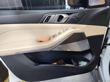 BMW G05 X5 실내 카본 트림 인테리어 교체 작업