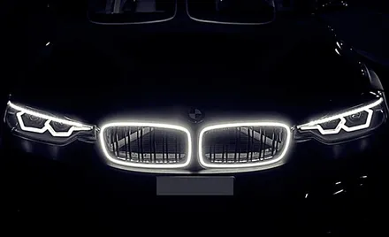 BMW F30 3시리즈 아이코닉글로우 프론트 그릴