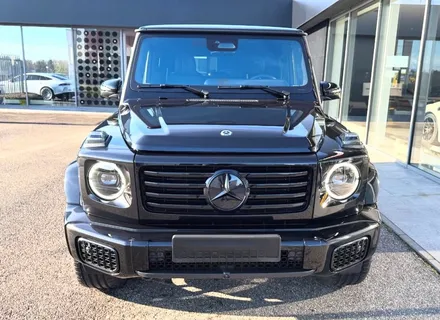 벤츠 G450d 나이트패키지 블랙 엠블럼 교체 작업 페이스리프트.