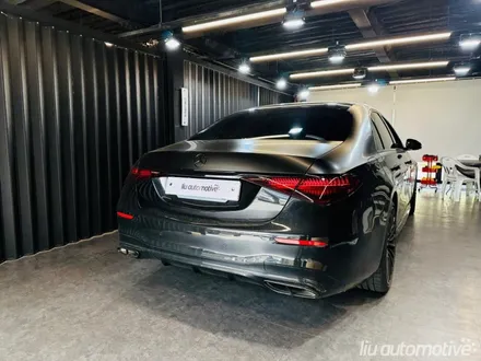 벤츠 W223 S클래스 브라부스 타입 블랙 바디킷 패키지.