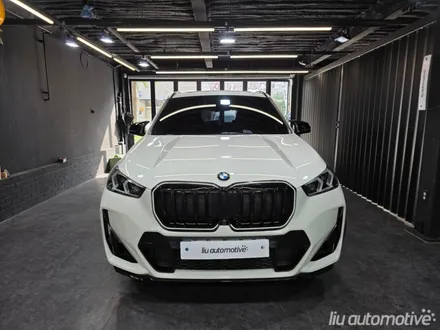 BMW X1 U11 아이코닉글로우 프론트 그릴 옵션 설치