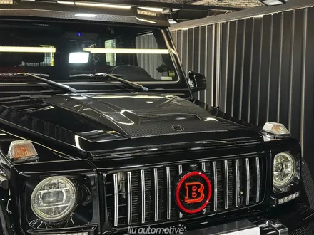 지바겐 4X4 브라부스 본넷 후드 카본 + 신형 테일램프 교체. / 서울 서초