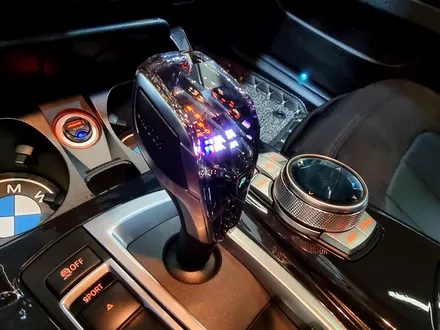 BMW F10 5시리즈 크리스탈 기어봉 교체.