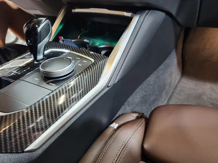 BMW G26 4시리즈 그란쿠페 기어패널 엠비언트 확장 작업.