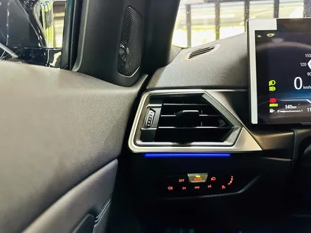 BMW G20 3시리즈 엠비언트 자동변환 시공.