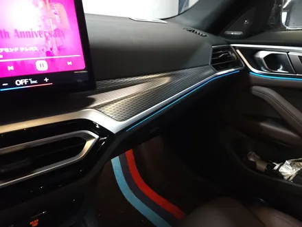 BMW i4 실내 카본 인테리어 + 리츠 광각미러 + 크리스탈 기어노브 세트.